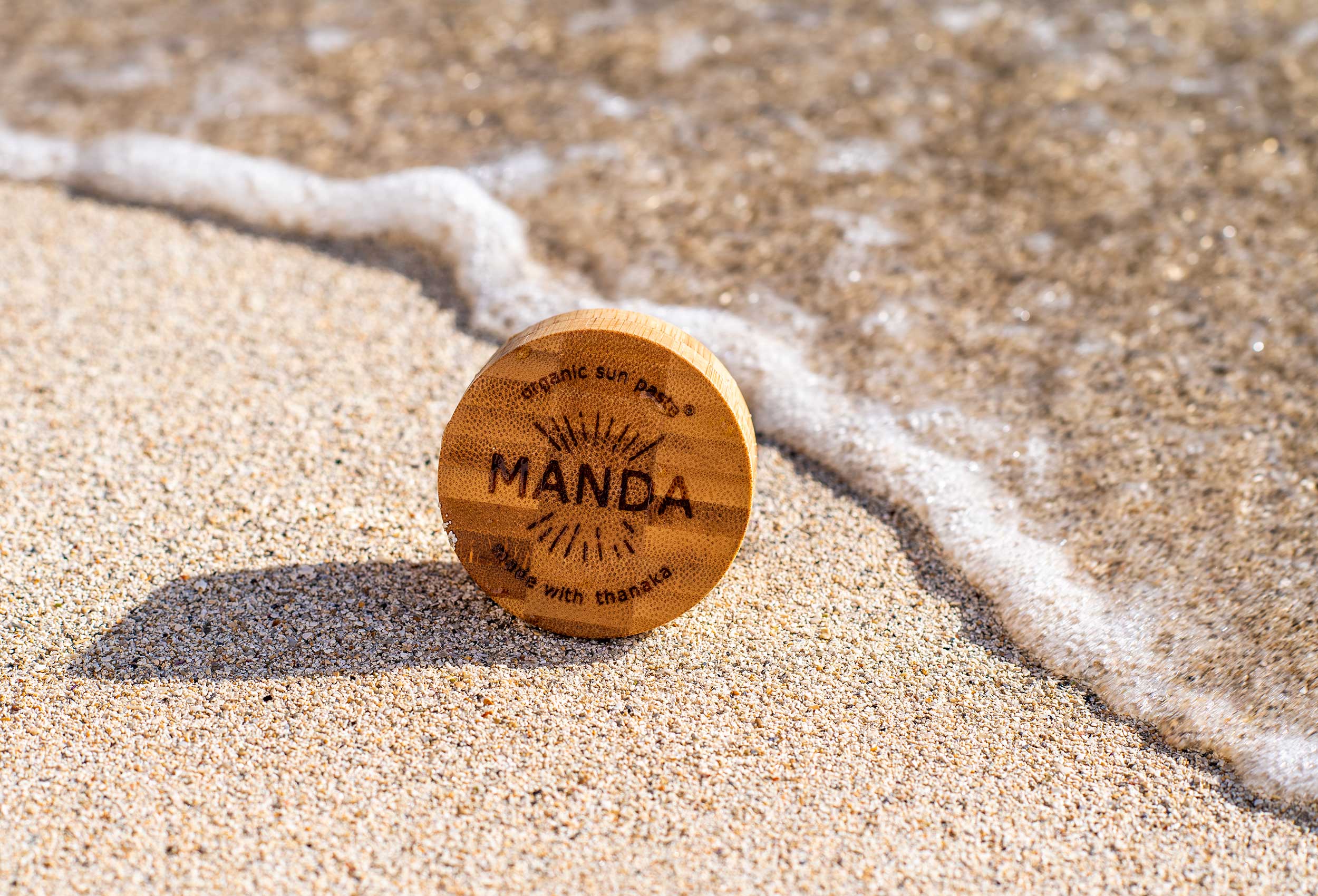 manda-sun-paste-product-photography-on-location