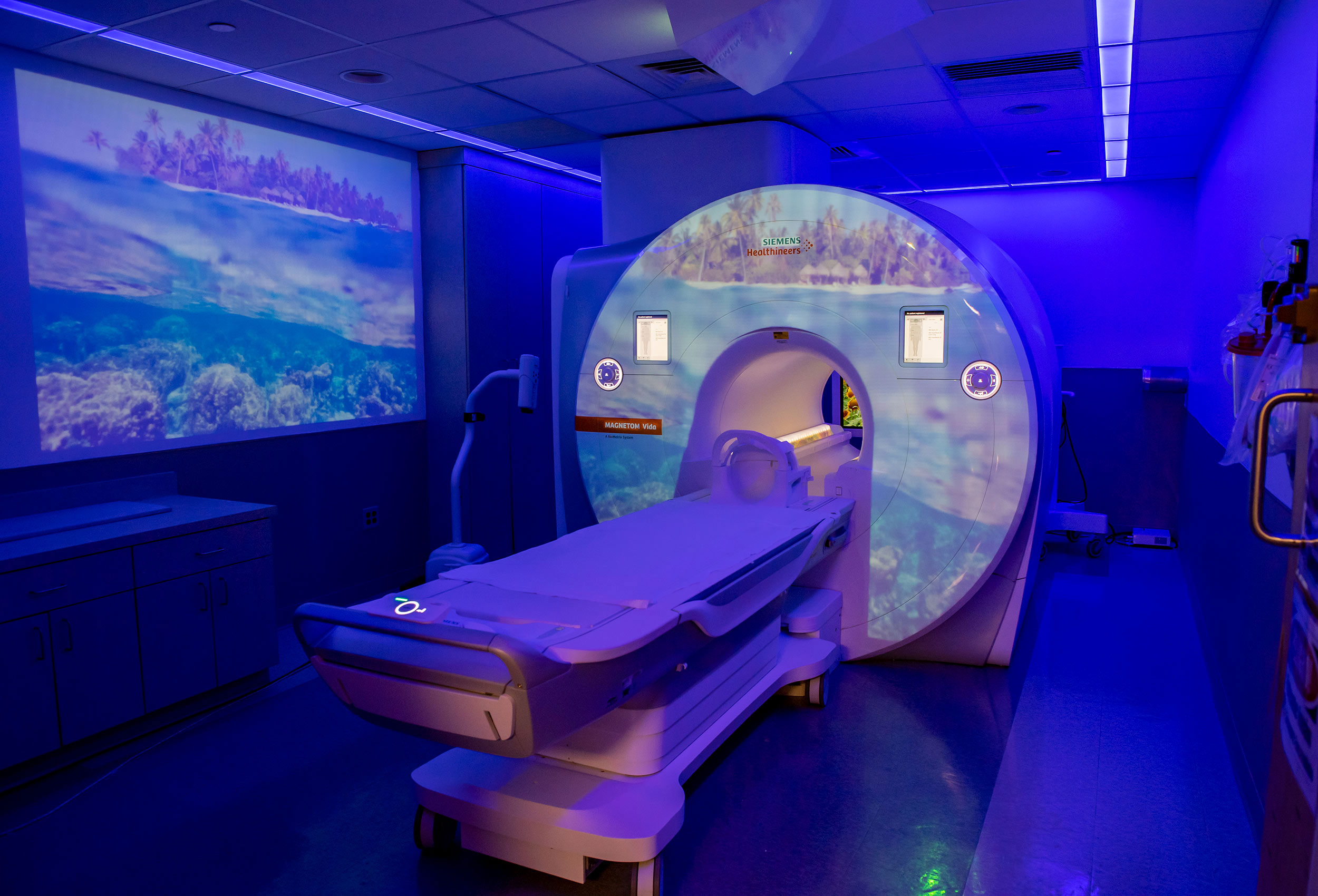 Siemens Healthineers Magnatom Vida healthcare technology photographer
